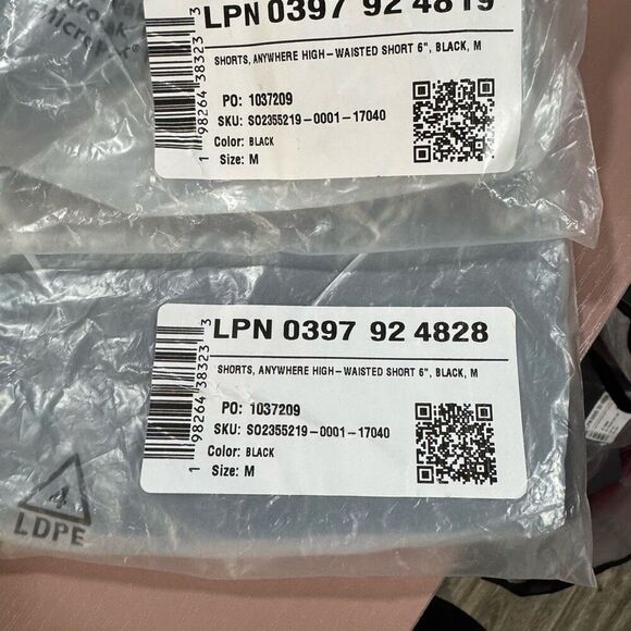 New Fabletics Anywhere Motion365+ High-Waisted 6'' Short - Picture 4 of 5